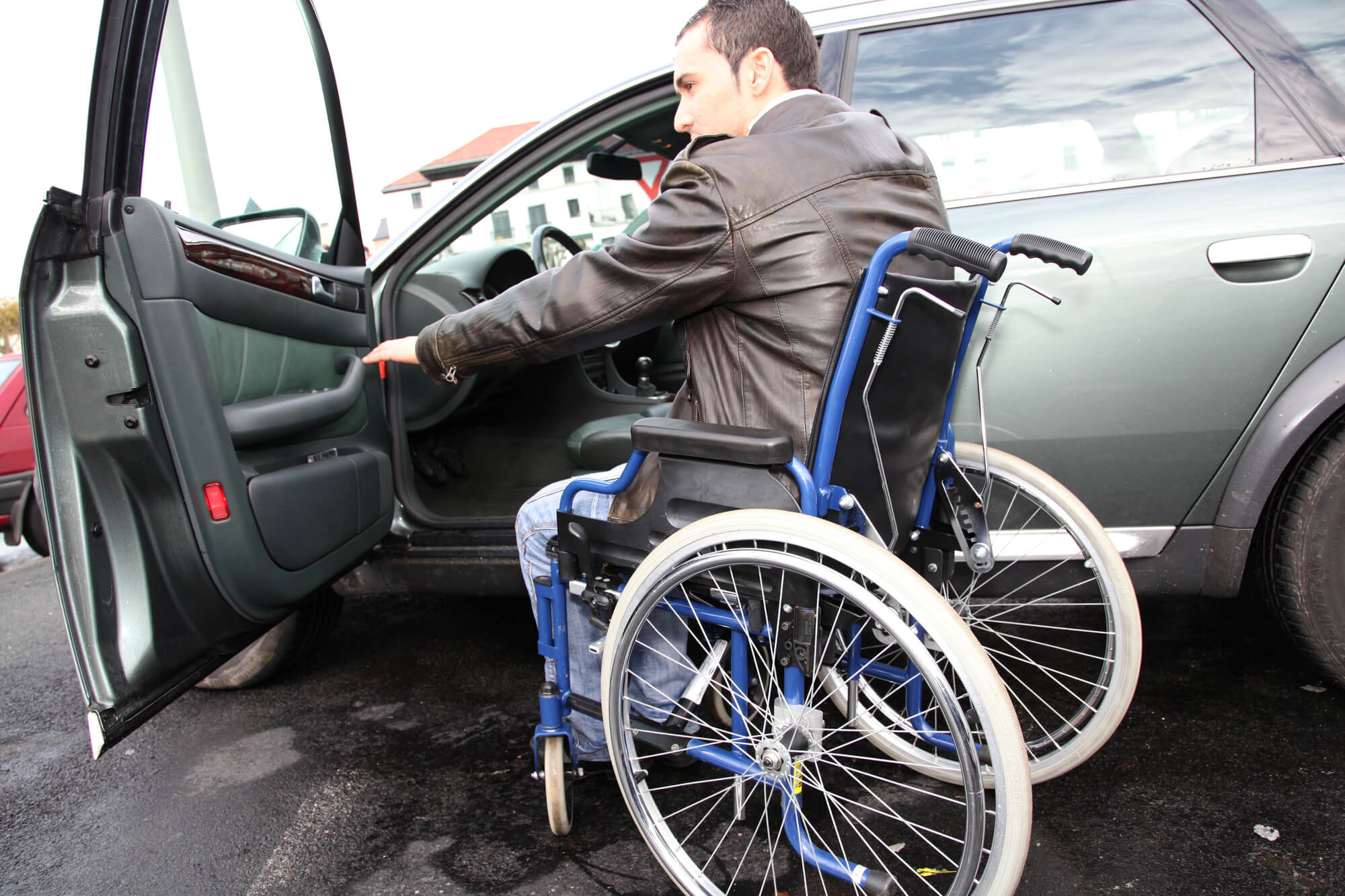 Можно сократить инвалида. Увольнение инвалида. Преимущества инвалидам автомобиля. Wheelchair car. БМВ для инвалидов.